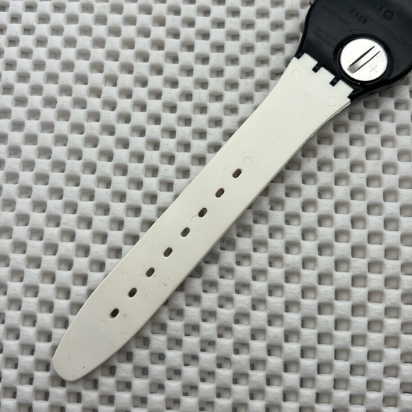 Swatch Watch - GB163 - BLACK LETTER - Picture 8 of 9